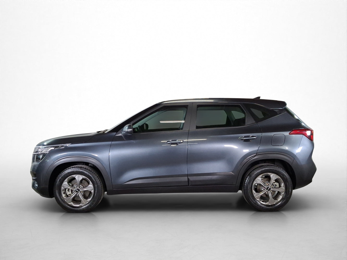 2023 KIA Seltos EX