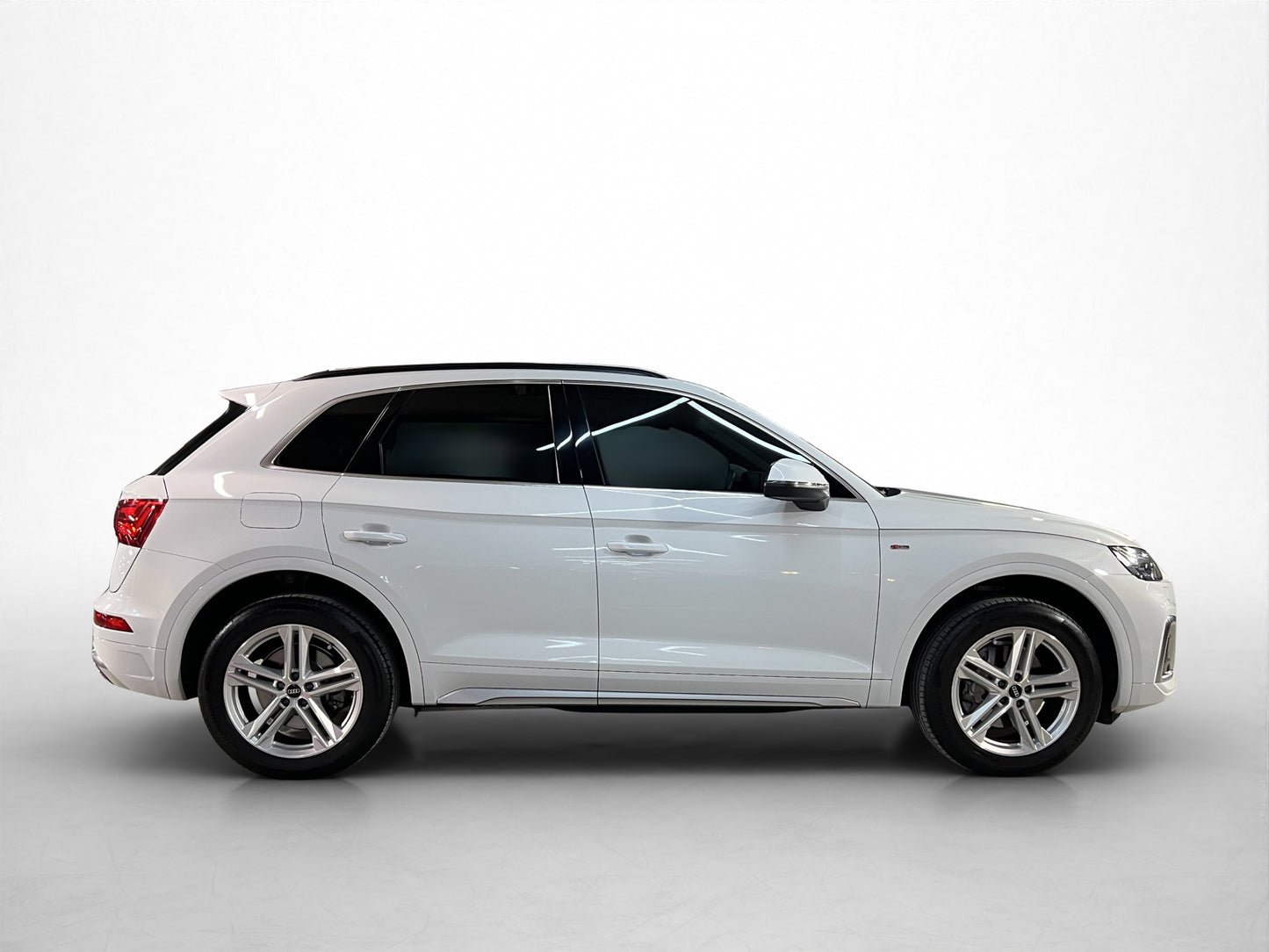 2022 Audi Q5 S-Line