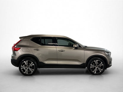 2021 Volvo XC40 Inscription T4