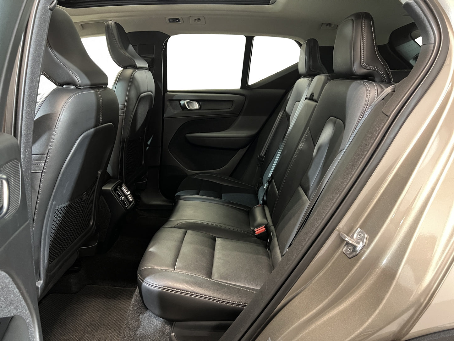 2021 Volvo XC40 Inscription T4