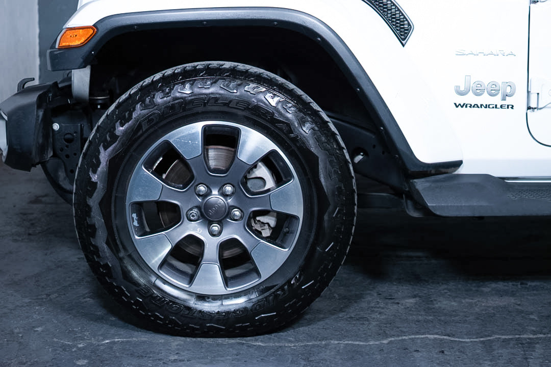 2023 Jeep Wrangler Unlimited Sahara MHEV