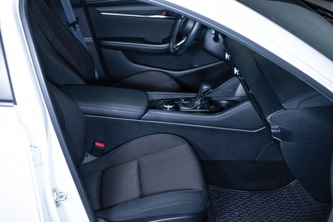 2022 Mazda 3 i Sport MHEV