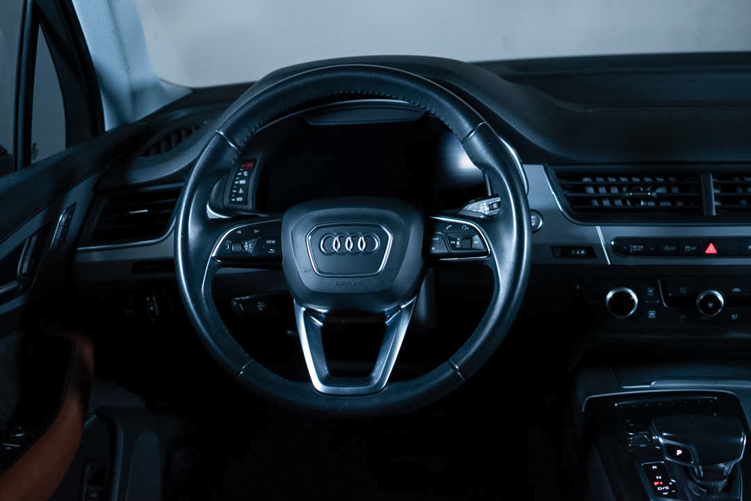 2019 Audi Q7 Select