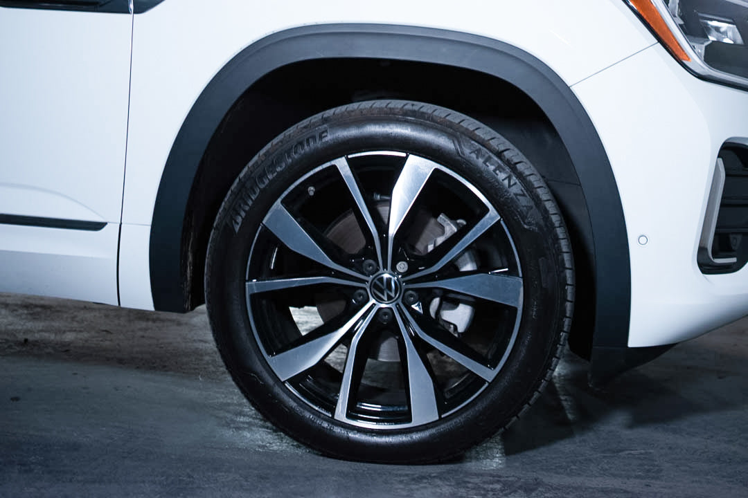2024 Volkswagen Cross Sport R-Line