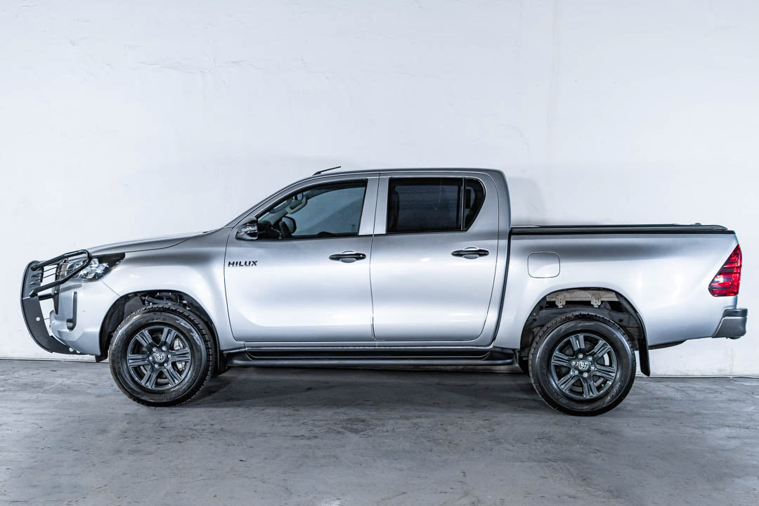 2024 Toyota Hilux SR Doble Cabina