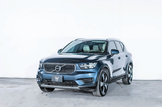 2022 Volvo XC40 Momentum T4